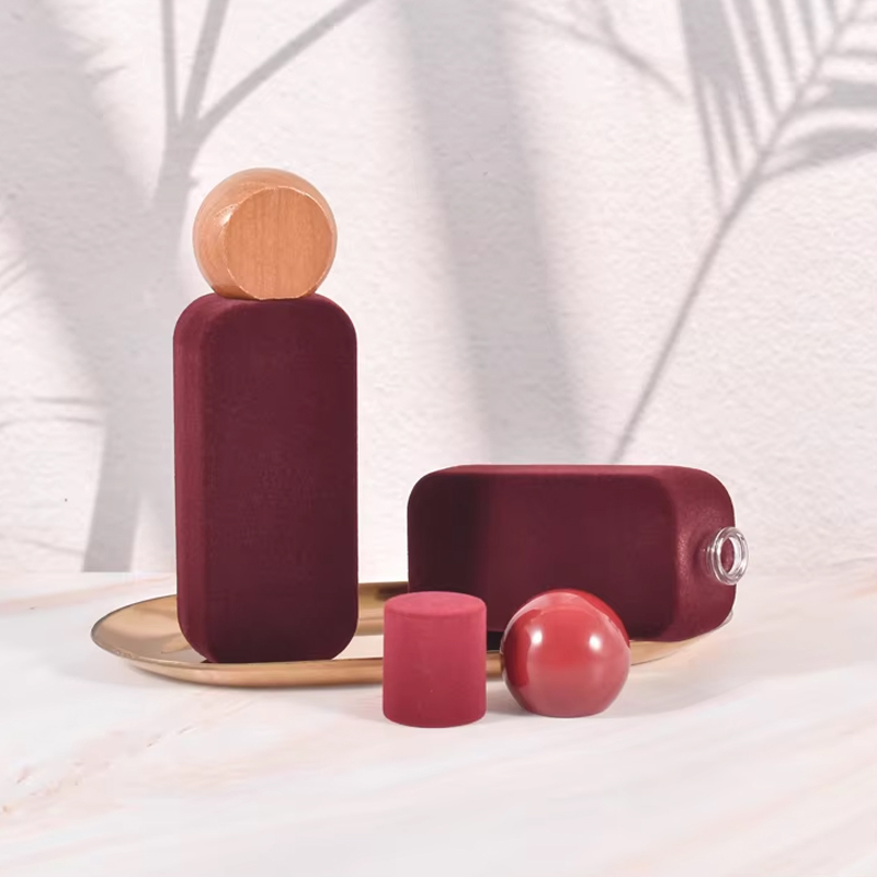 Customize Color Luxury Crimp Flocking Velvet Perfume Glass Bottle 50ml Glass Perfume Bottle 