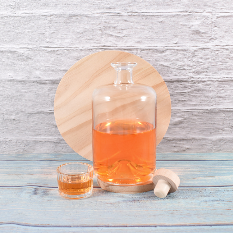 750ml Wholesale Glass Bottle with Cork