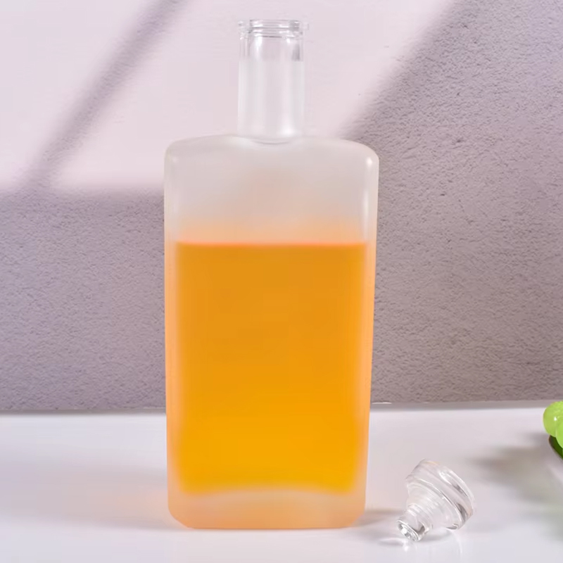 Custom Square Clear Frost Glass Liquor Bottle with Glass Lid